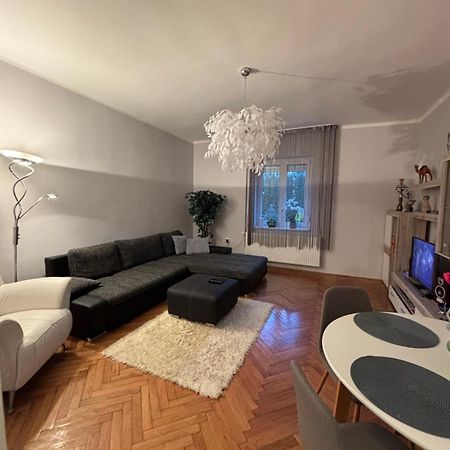 Platanwood Comforthome Zalaegerszeg Buitenkant foto
