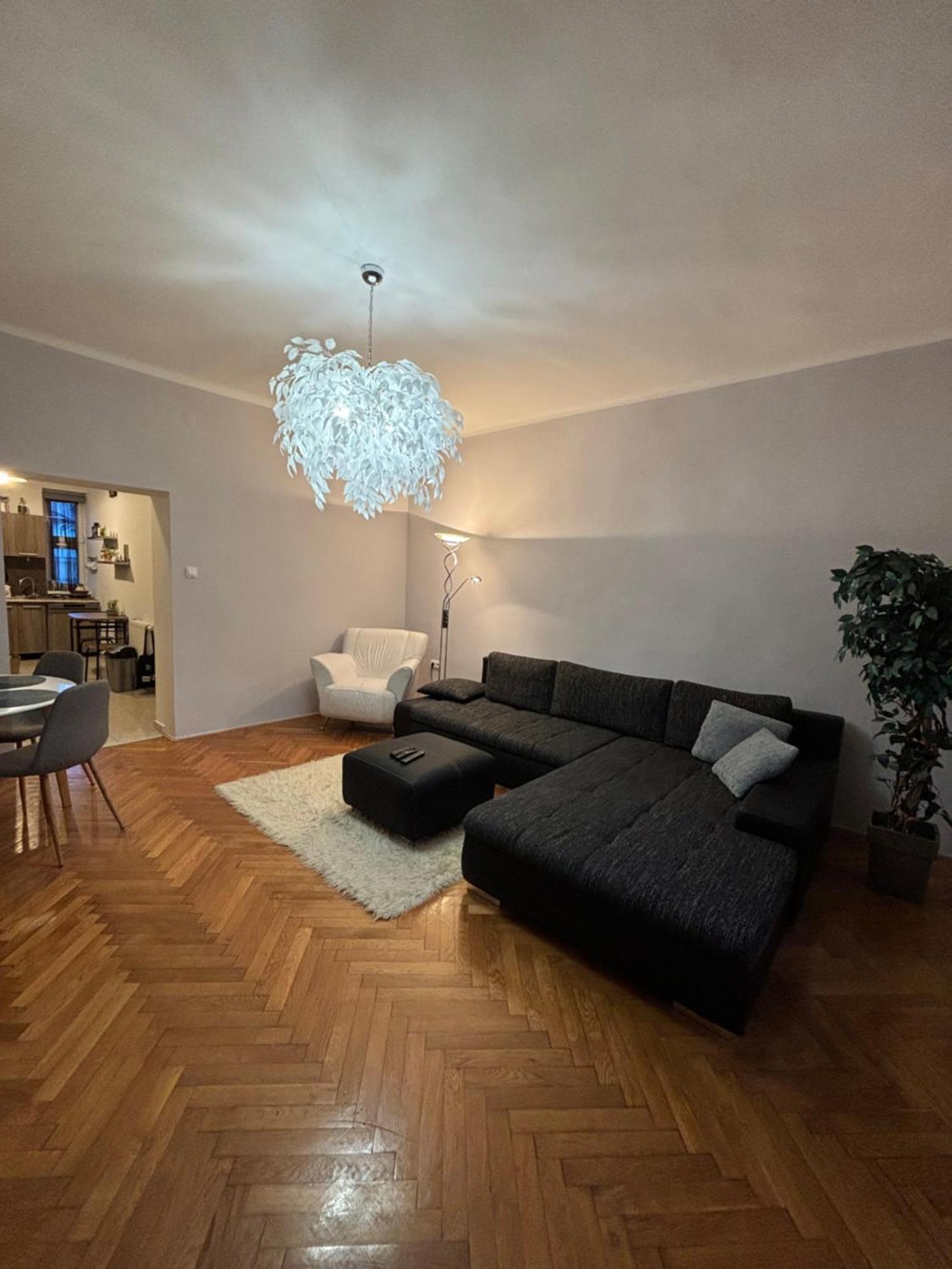 Platanwood Comforthome Zalaegerszeg Buitenkant foto