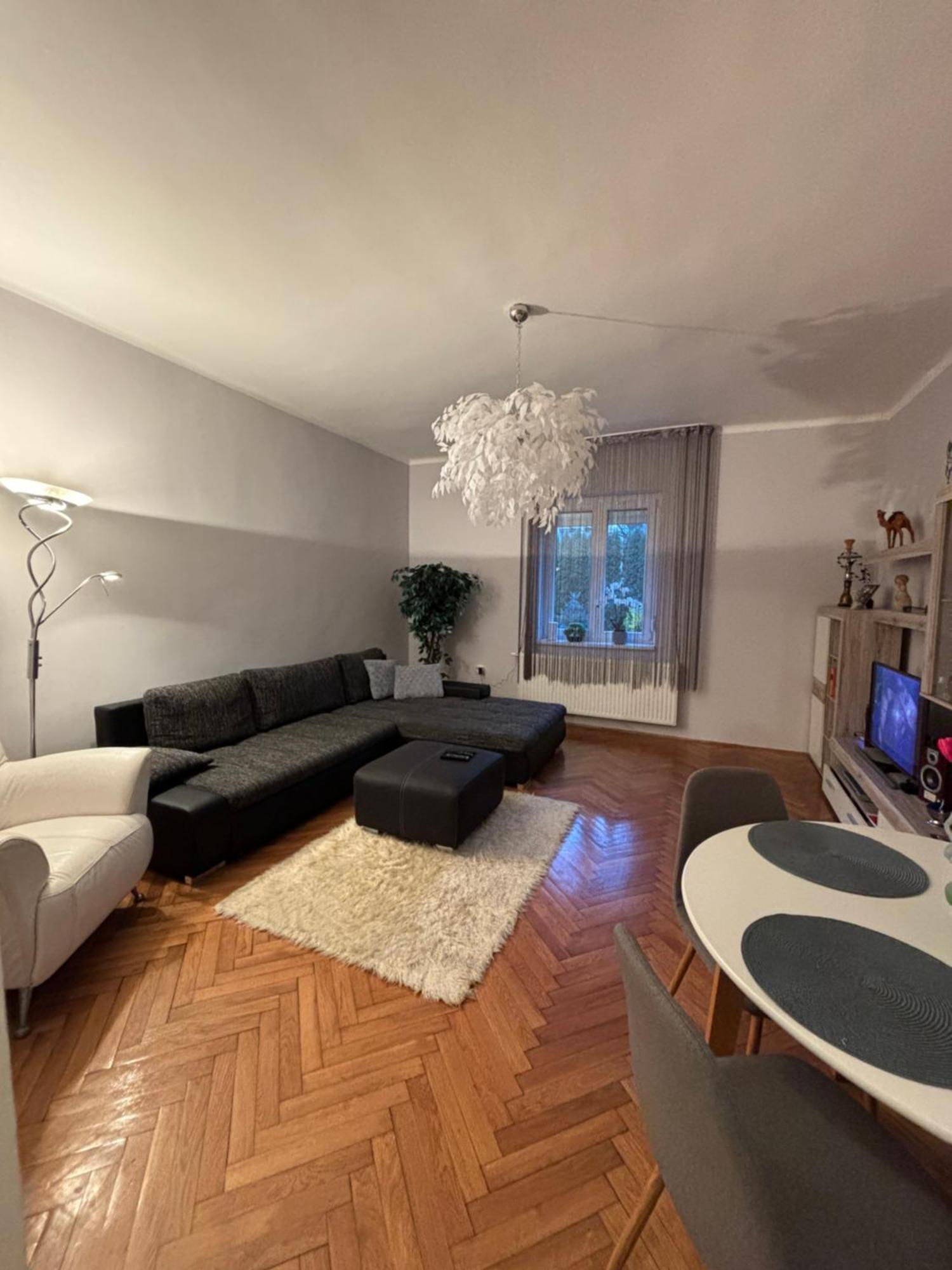 Platanwood Comforthome Zalaegerszeg Buitenkant foto