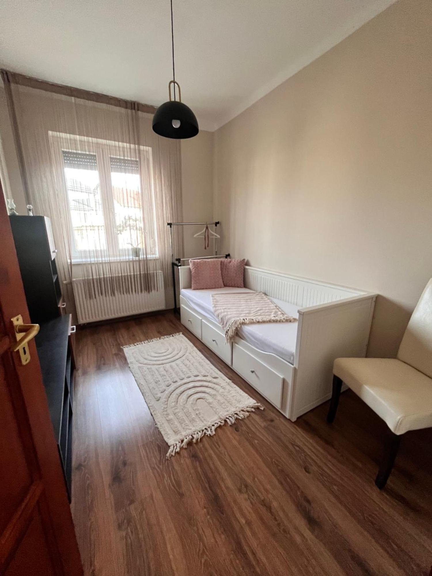 Platanwood Comforthome Zalaegerszeg Buitenkant foto